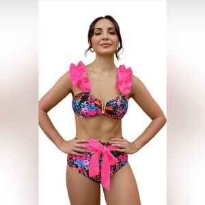 Floral Pink Bikini with Ruffle Straps Sz M
* Brand New * 🆕